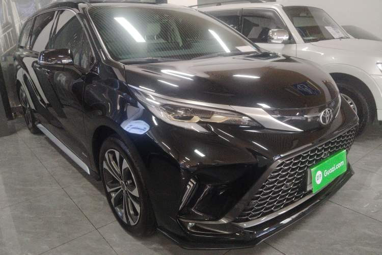 Used Toyota Granvia 2024 2.5L Hybrid Prestige ULTRA Edition