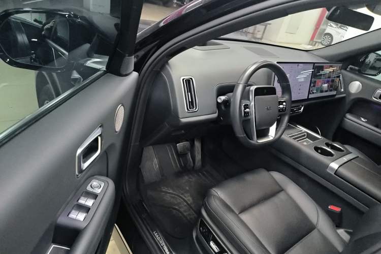 Used Li Auto L7 2023 Pro Model
