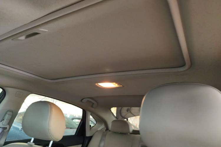 Used Nissan Sylphy 2019 1.6XV CVT Smart Connect Luxury Edition China VI Standard