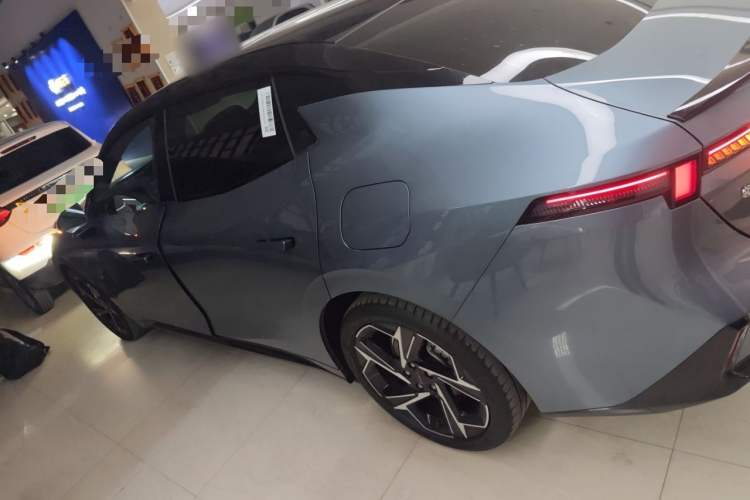 Used Lynk & Co 07 2024 EM-P 126 Long-Range Ultra