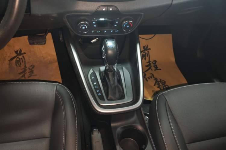 Used Ford Escort 2015 1.5L Automatic Fashion Model
