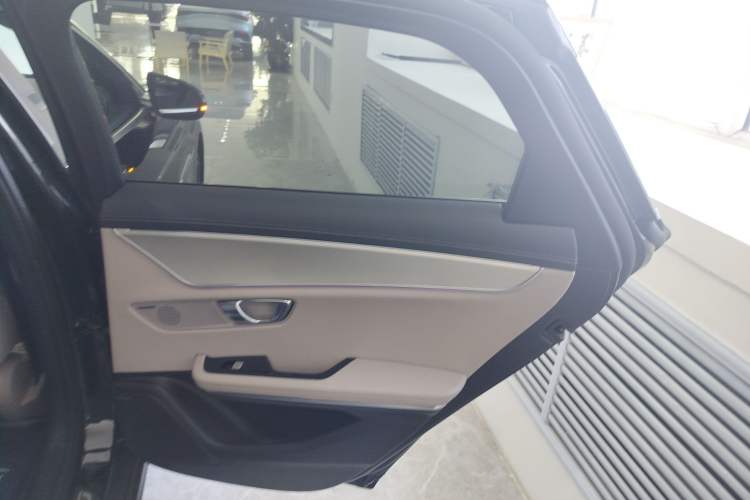 Used BYD Han 2025 DM-i 125KM Prestige Model
