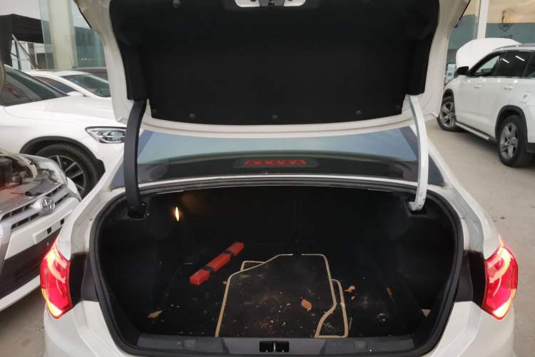 Used Citroen C4L 2014 1.6THP Intelligent Drive Automatic Dynamic Model
