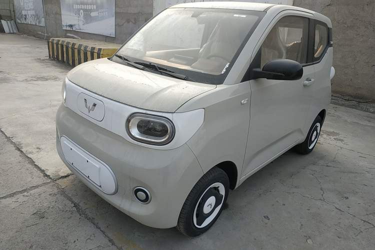 Used Wuling Hongguang MINIEV 2024 3rd Generation 215km Youth Edition