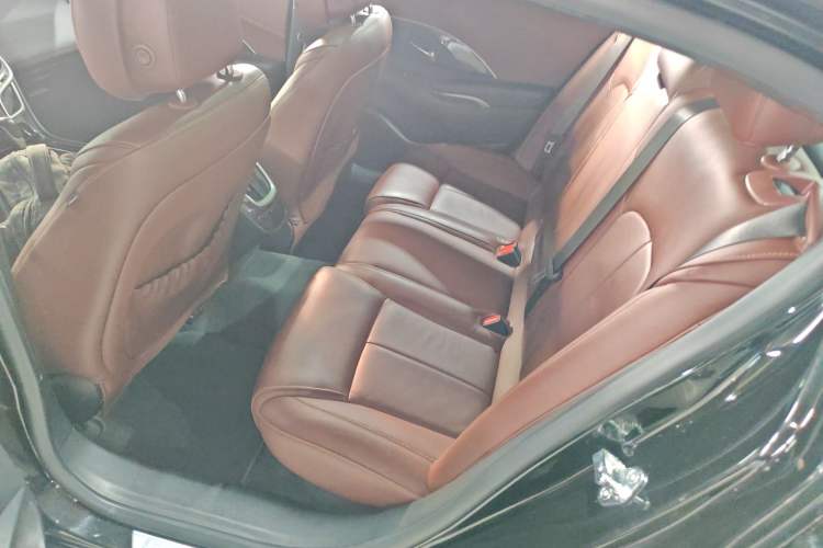 Used Buick LaCrosse 2013 2.4L SIDI Elite Comfort Version
