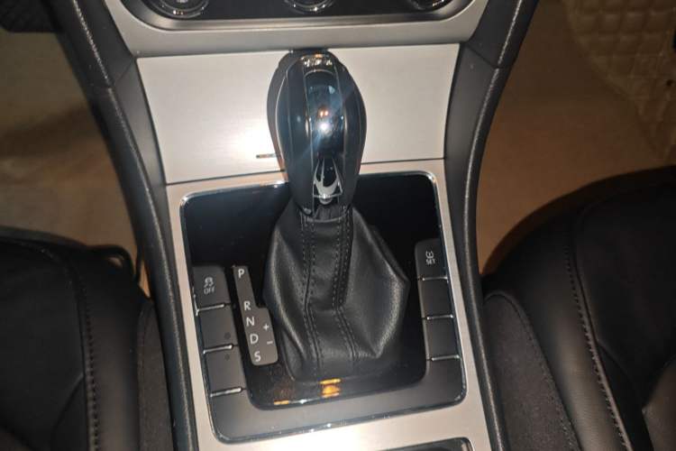 Used Volkswagen Passat 2014 1.8TSI DSG Prestige Edition
