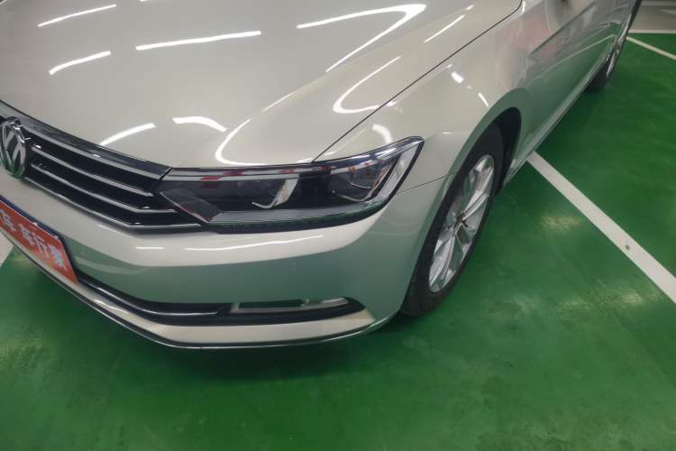 Used Volkswagen Magotan 2017 330TSI DSG Luxury Model
