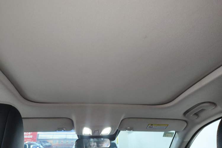 Used Dongfeng Aeolus Yixuan MAX 2023 1.5T Ultra-Stylish Trendsetting Dad Edition