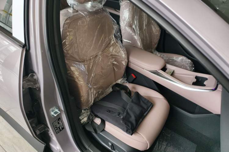 Used XPeng MONA M03 2025 620 Ultra-Long Range Plus
