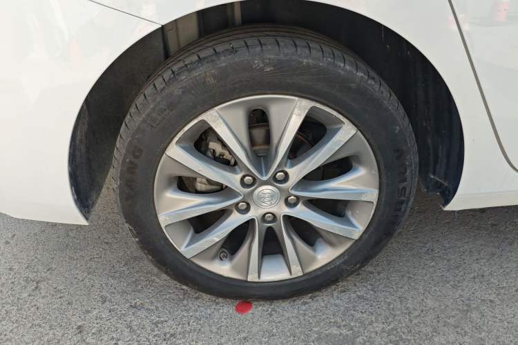 Used Buick GL6 2019 18T 6-Seater Connected Luxury Version China VI Standard
