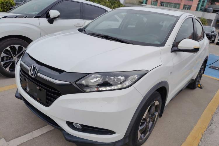Used Honda Vezel 2017 1.8L CVT Front-Wheel Drive Pioneer Edition