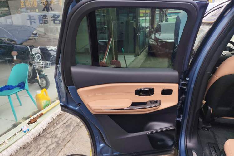 Used Nio ES8 2020 415 KM Signature Edition 7-Seater Version
