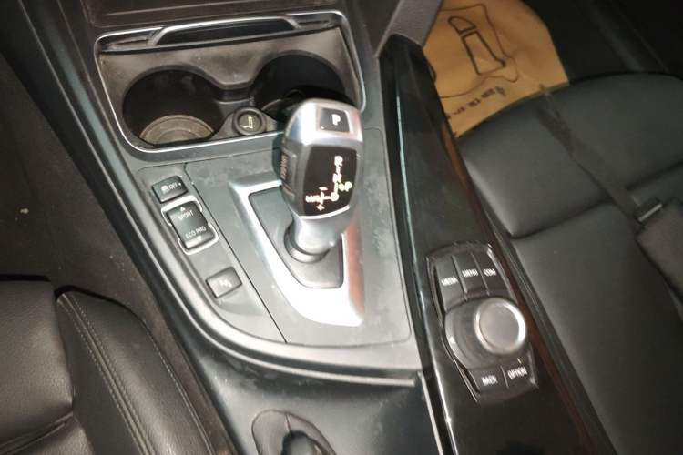 Used BMW 3 Series 2018 318Li
