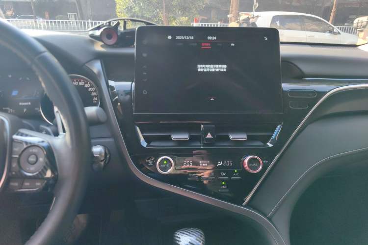 Used Toyota Camry 2021 2.0S FENGSHANG Edition
