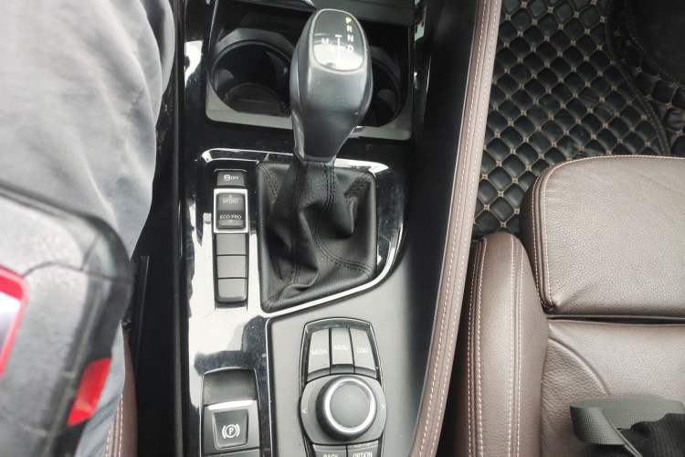 Used BMW X1 2018 sDrive18Li Luxury Model
