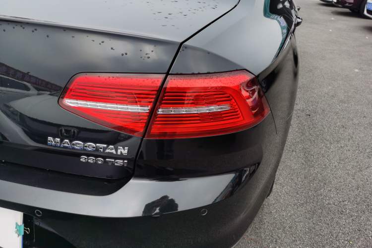 Used Volkswagen Magotan 2018 Facelift 330TSI DSG Luxury Model
