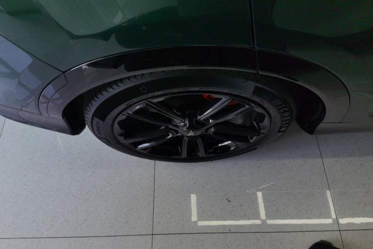 Used VOYAH FREE 2025 318 259 km All-Wheel-Drive Exploration Edition