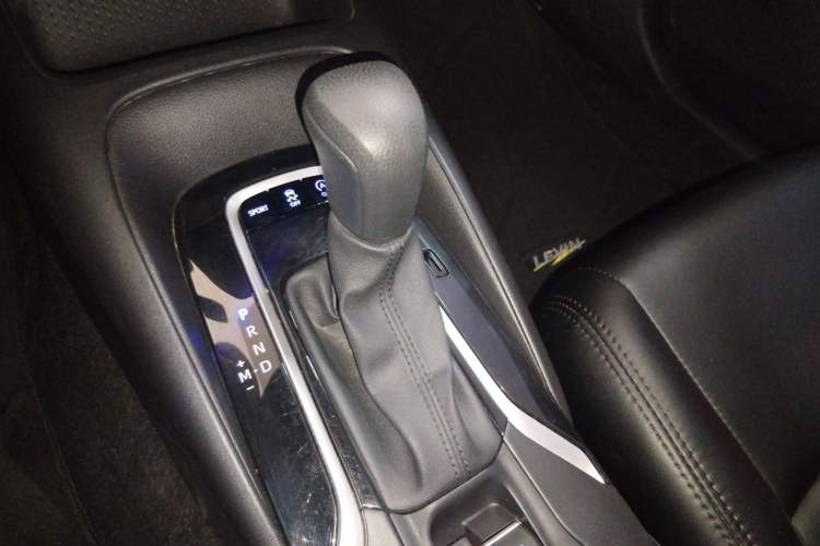 Used Toyota Levin 2019 185T CVT Luxury Edition China VI Standard
