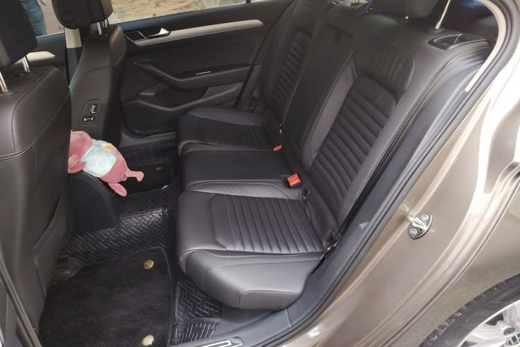 Used Volkswagen Magotan 2017 330TSI DSG Leading Model