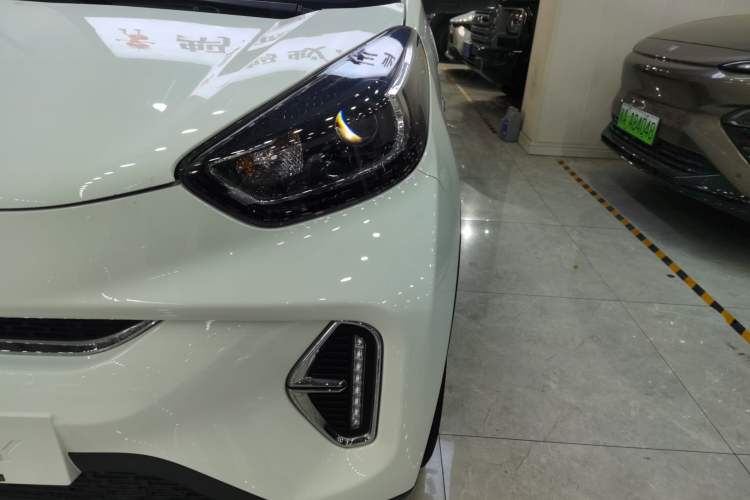 Used Chery Little Ant 2022 Restyled Version Sweet Pink Edition Half-Sugar Version 30.6 kWh 30 kW 301 km