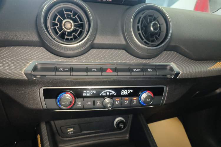 Used Audi Q2L 2021 35 TFSI Fashionable and Elegant Model
