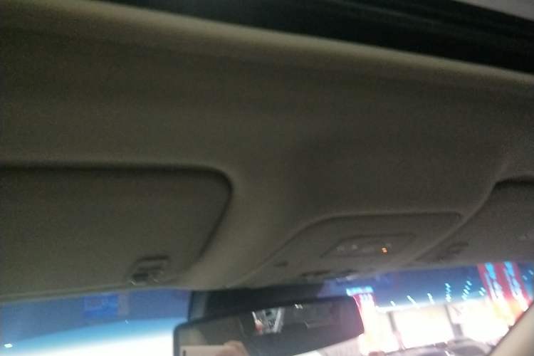 Used Buick GL8 2018 28T Luxury Model China VI Standard
