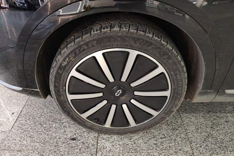 Used Hima AITO M9 2025 Extended-Range Ultra Version 52 kWh 6-Seater