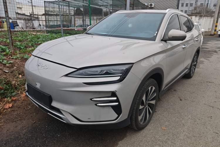 Used BYD Song PLUS New Energy 2023 Champion Edition EV 520KM Prestige Model