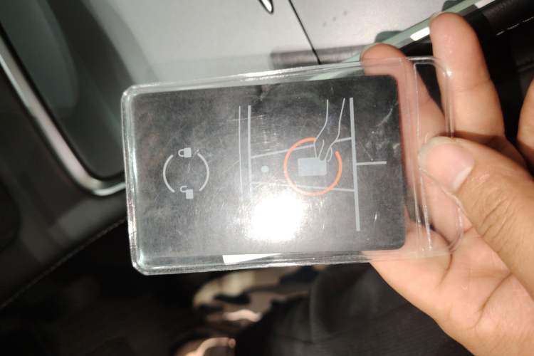 Used Tesla Model Y 2022 Long-Range All-Wheel-Drive Version
