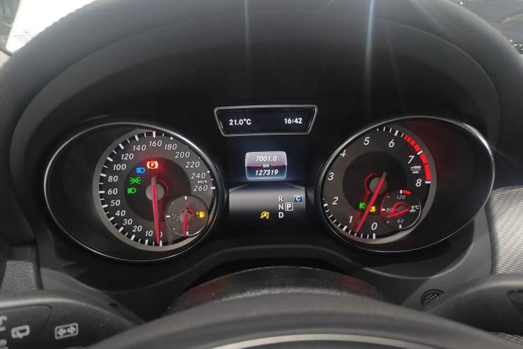 Used Mercedes-Benz GLA 2016 GLA 200 Fashion Model
