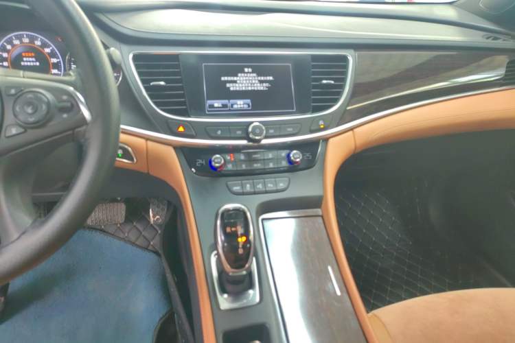 Used Buick LaCrosse 2016 20T Luxury Model
