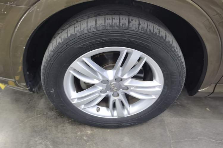 Used Audi Q3 2015 30 TFSI Comfort Model