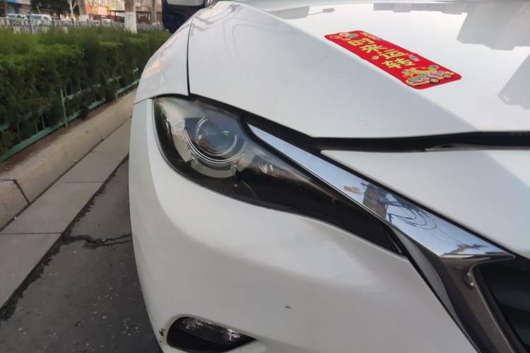 Used Mazda CX-4 2018 2.0L Automatic Two-Wheel Drive Blue Sky Dynamic Version China VI Standard
