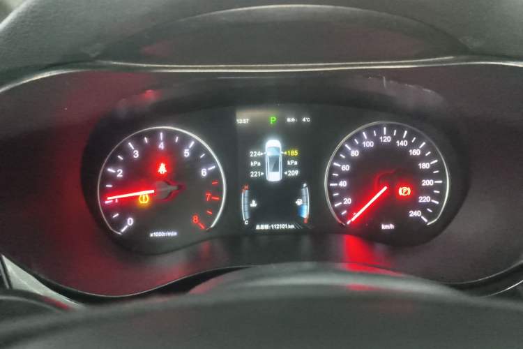 Used BYD Song MAX 2018 1.5T Automatic Smart Connect Elite Model with 6 Seats