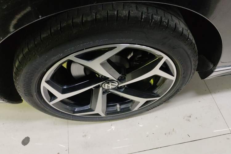 Used Volkswagen Magotan 2023 2 Million Units Commemorative Edition 330TSI DSG Luxury Version