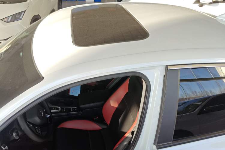 Used Honda Civic 2023 2.0L eHEV Pioneer Edition
