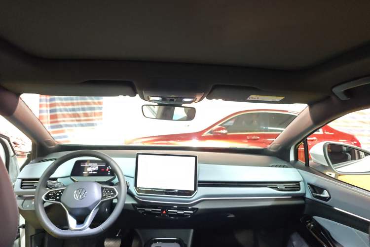 Used Volkswagen ID.4 X 2025 Smart Version Pure & Intelligent Enjoyment Edition
