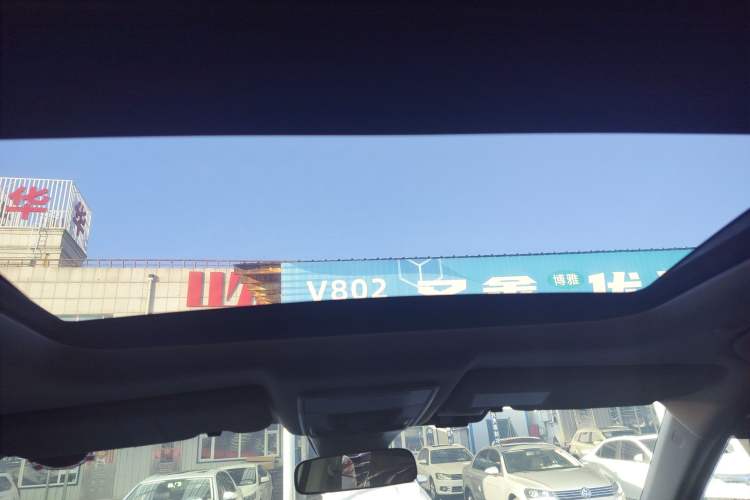 Used Honda Breeze 2023 240TURBO Two-Wheel-Drive Luxury Edition 5 Seats
