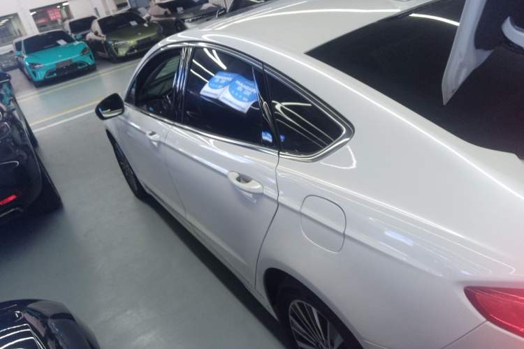 Used Ford Mondeo New Energy 2018 2.0 PHEV Smart-Controlled Fashion Edition China VI Standard