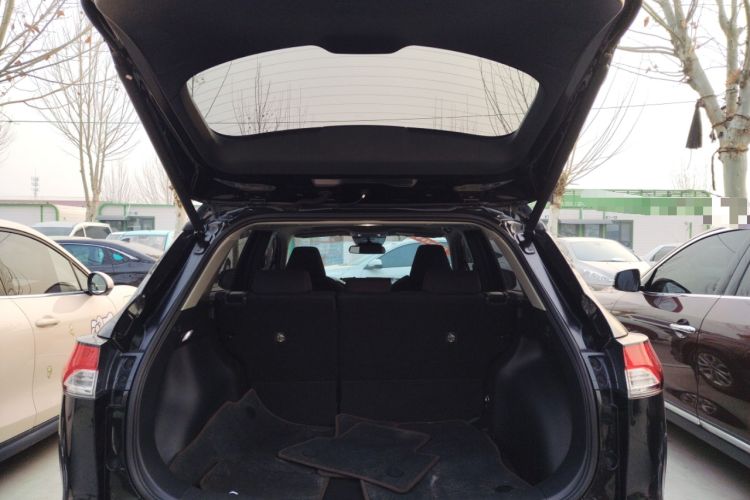 Used Toyota FRONTLANDER 2023 2.0L CVT Leading Edition
