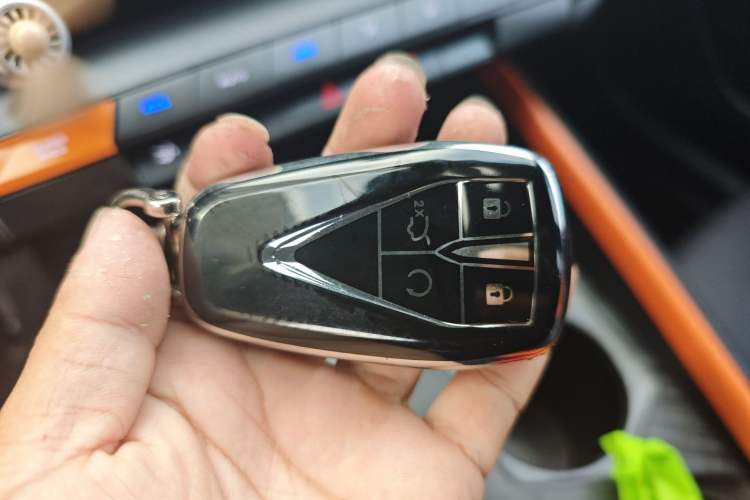 Used Changan UNI-V 2022 1.5T Prestige Version
