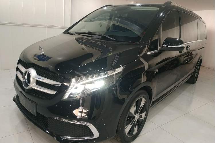 Used Mercedes-Benz V-Class 2022 V 260 L Long Wheelbase Prestige Edition
