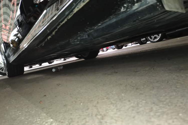 Used Mercedes-Benz E-Class 2021 Restyled E 300 L Sporty and Stylish Edition
