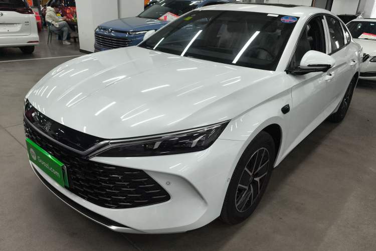 Used BYD Qin L 2025 DM-i Smart Drive 120KM Leading Model