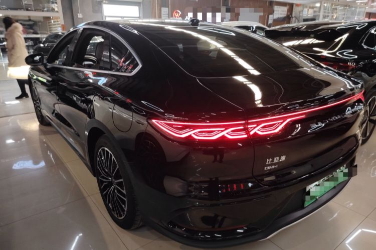 Used BYD Han 2025 DM-i Intelligent Driving Edition 125KM LiDAR Flagship Model
