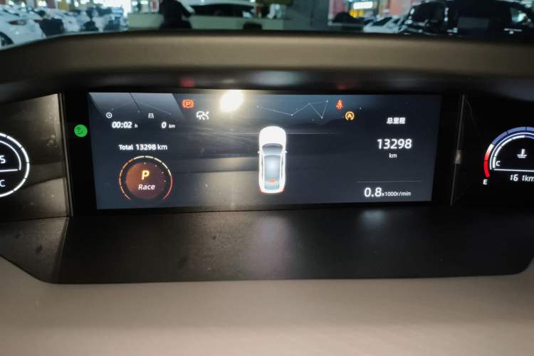 Used Changan UNI-V 2022 1.5T Prestige Version