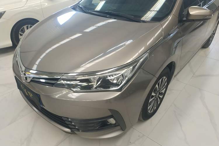 Used Toyota Corolla 2017 Revised Version 1.2T S-CVT GL