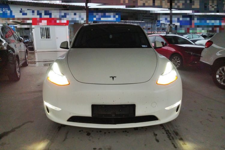 Used Tesla Model Y 2024 Long-Range All-Wheel-Drive Version
