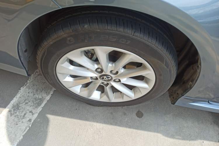 Used Toyota Corolla 2021 Dual-Motor 1.8L E-CVT Elite Edition
