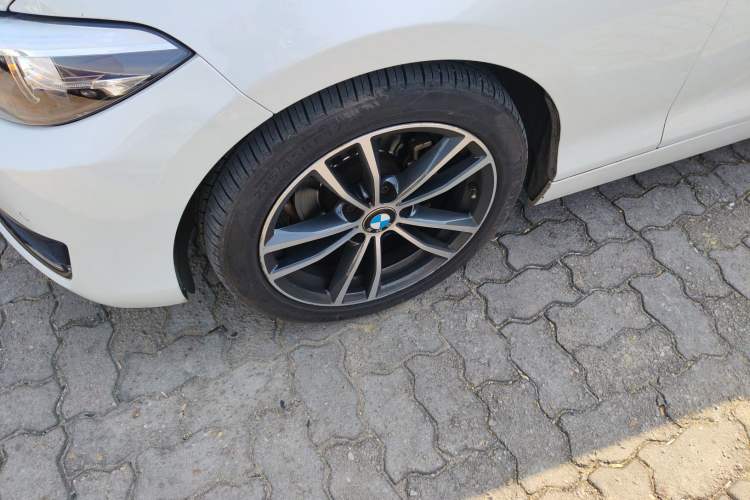 Used BMW 2 Series 2018 220i Convertible Coupe Sports Design Package
